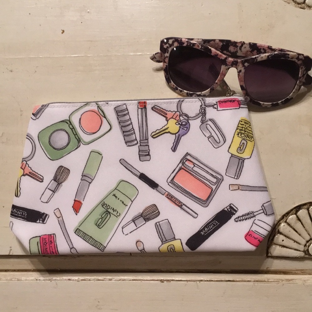 NWOT Clinique makeup bag